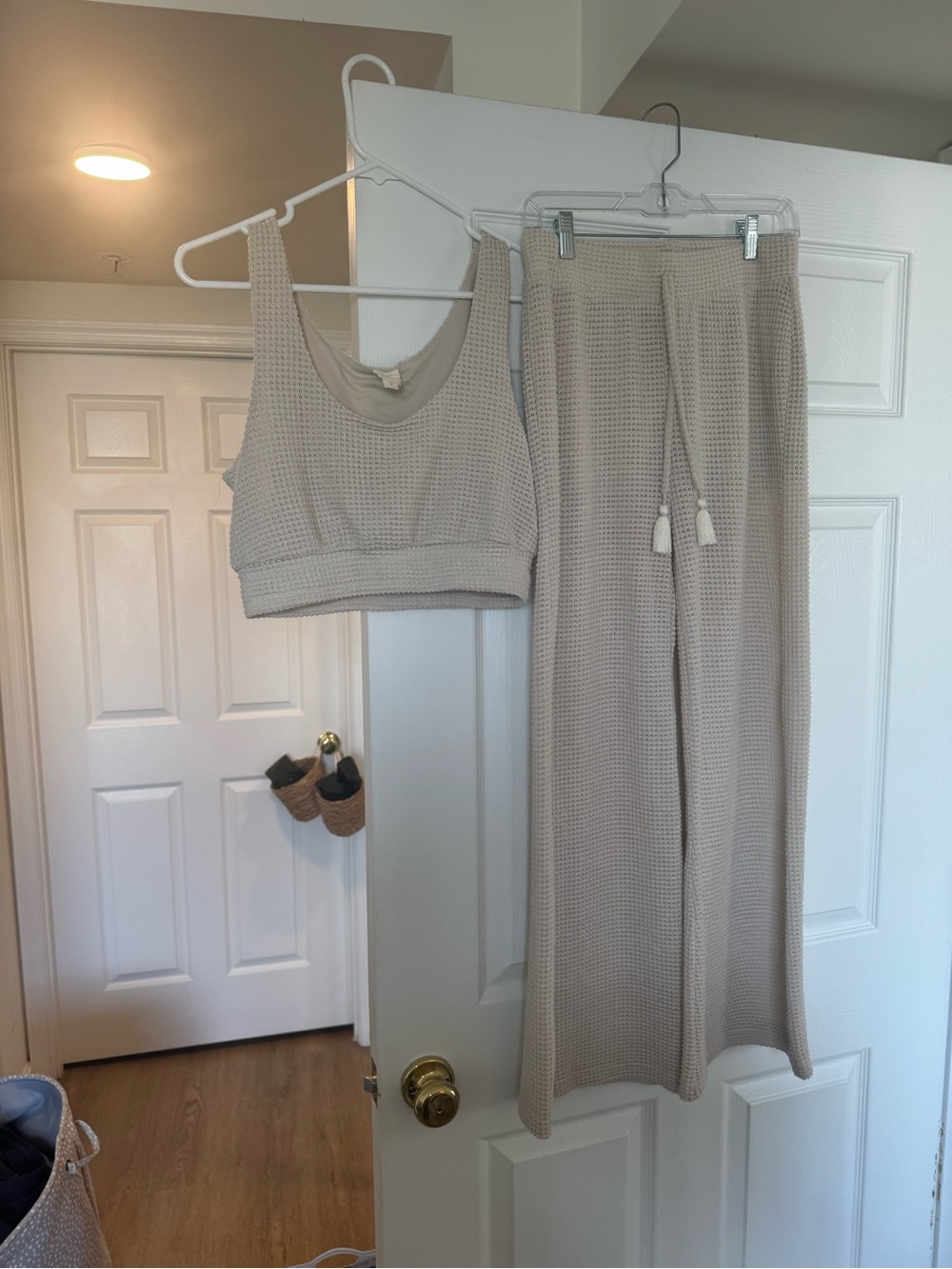 Beachy Two-Piece Lounge Set in Light Beige